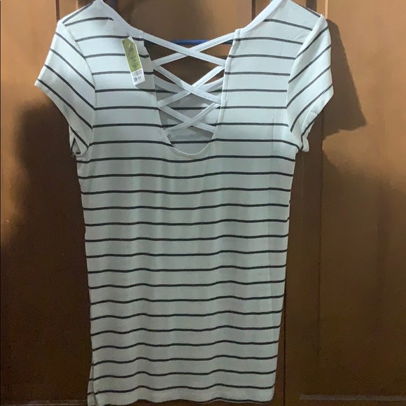 Black and White stripped T-shirt - Picture 2 of 2